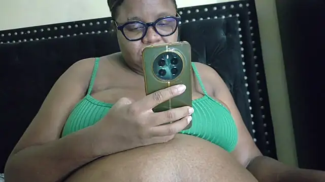 Snapshot of TatianaSantodomingo chatting on June 18, 4:02 am TatianaSantodomingo online show from June 18, 4:02 am