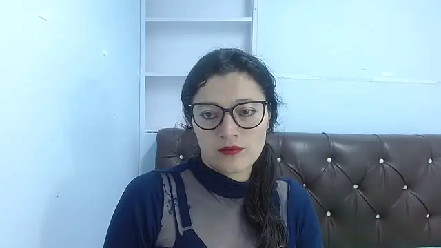 Snapshot of lunazulsj chatting on January 6, 4:34 pm lunazulsj online show from January 6, 4:34 pm