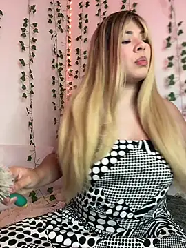 Grecia 21 online show from February 14, 8:37 pm