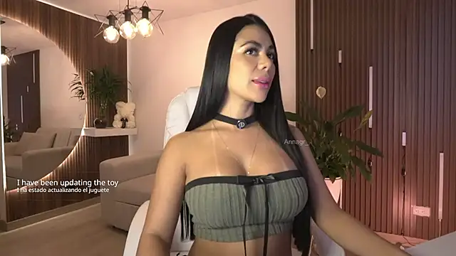 AnnaTaylor1 online show from February 10, 9:30 pm