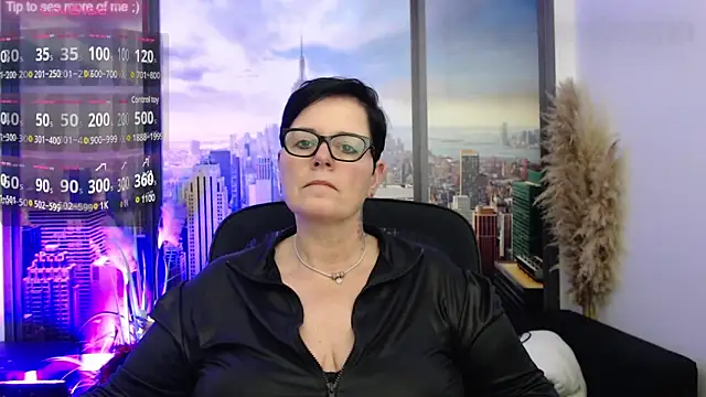Snapshot of ninarandmann chatting on December 14, 5:03 pm ninarandmann online show from December 14, 5:03 pm