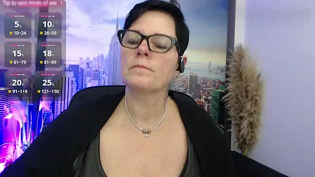 Snapshot of ninarandmann chatting on January 11, 7:27 pm ninarandmann online show from January 11, 7:27 pm