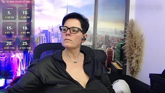 Snapshot of ninarandmann chatting on February 4, 6:06 pm ninarandmann online show from February 4, 6:06 pm