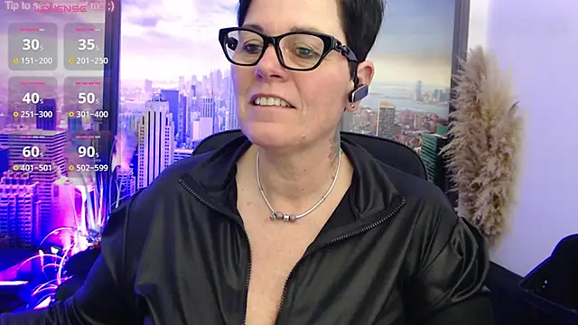 Snapshot of ninarandmann chatting on March 2, 5:47 pm ninarandmann online show from March 2, 5:47 pm