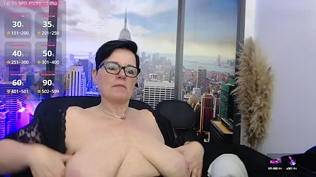 Snapshot of ninarandmann chatting on March 16, 5:39 pm ninarandmann online show from March 16, 5:39 pm