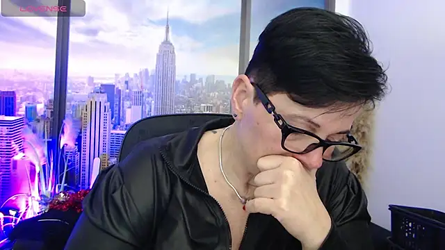 Snapshot of ninarandmann chatting on March 19, 7:06 pm ninarandmann online show from March 19, 7:06 pm