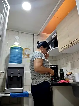 Natasha milf   online show from October 9, 12:58 pm