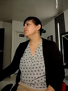 Natasha milf   online show from November 20, 12:38 pm