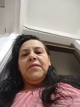 Snapshot of Natasha_milf__ chatting on June 13, 12:58 pm Natasha milf online show from June 13, 12:58 pm