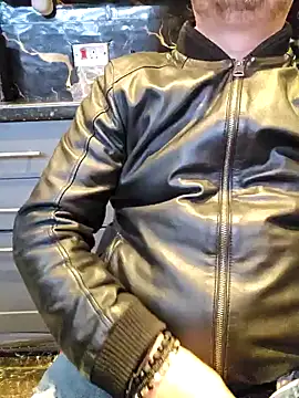 mysticfalls37 online show from October 28, 3:47 pm