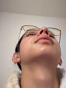 Bonniepark online show from November 14, 10:25 am