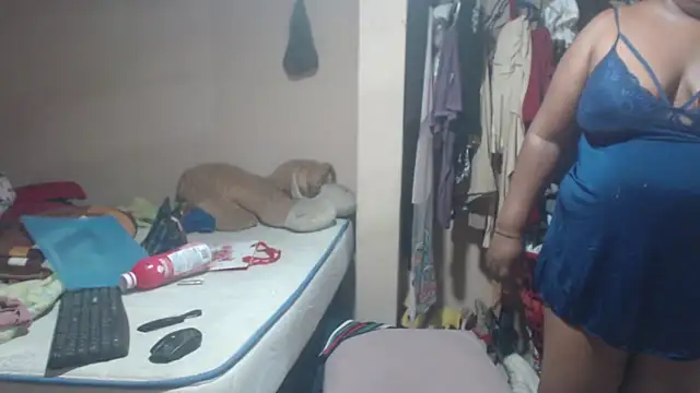 lorenxtaylor online show from April 4, 4:55 am