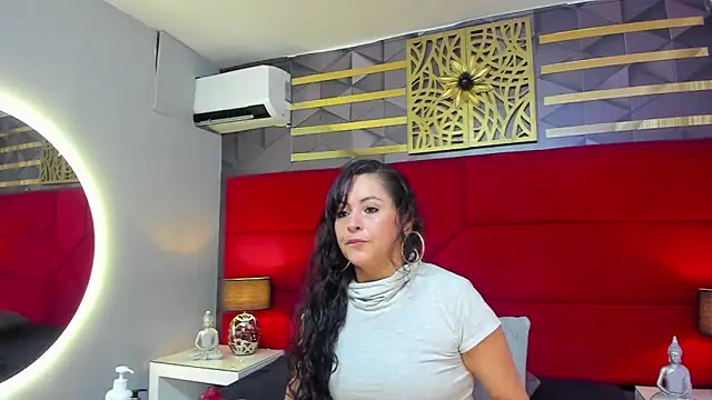 Snapshot of hanny_milf chatting on January 7, 11:48 am hanny milf online show from January 7, 11:48 am