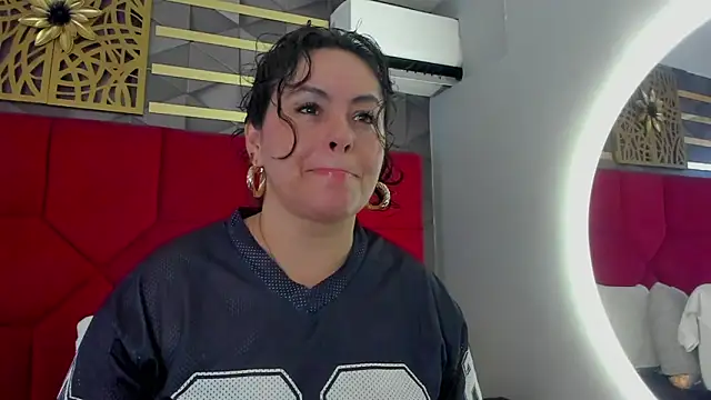 hanny milf online show from May 2, 11:59 am
