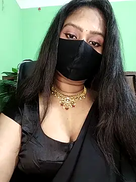 Idhika Paul online show from February 13, 12:56 pm