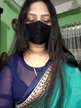 Idhika Paul online show from April 23, 9:08 am