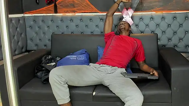 Terrance z online show from October 25, 8:03 pm