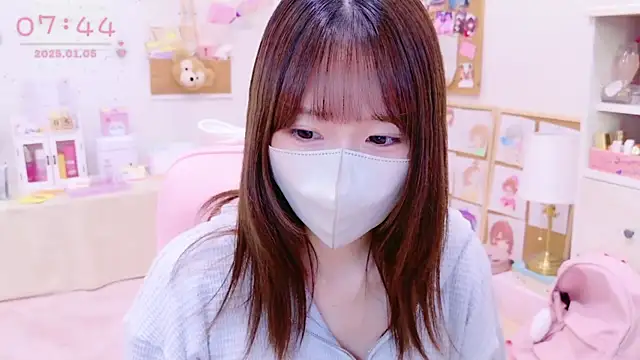 Yui-Ch online show from January 4, 10:45 pm