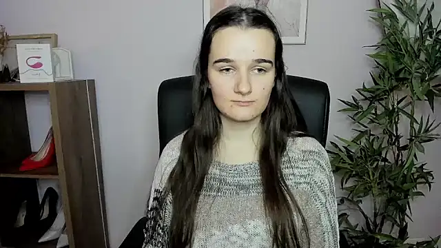 KateDelight online show from December 7, 11:18 am