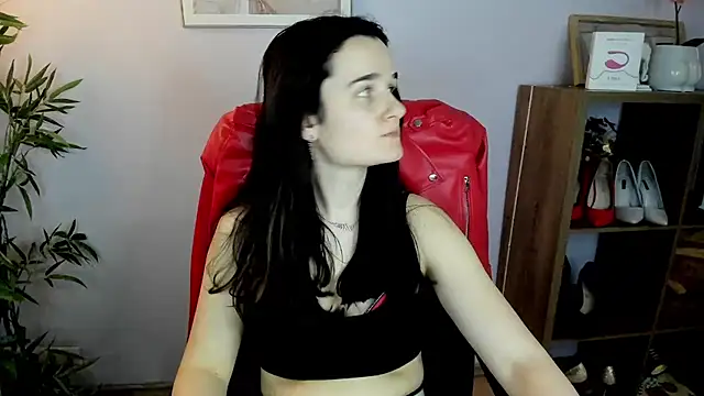 KateDelight online show from March 2, 2:10 pm