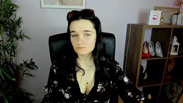 KateDelight online show from March 22, 10:39 am