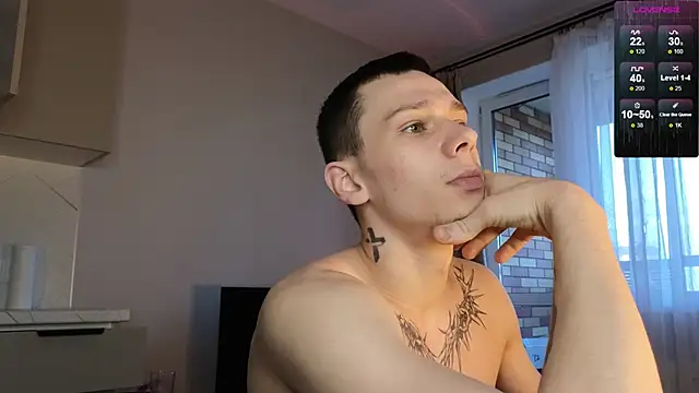 Snapshot of R1mmo__ chatting on October 7, 5:59 am R1mmo   online show from October 7, 5:59 am