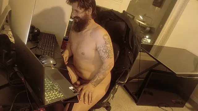 Armyexhibitionistvet online show from December 18, 1:33 am