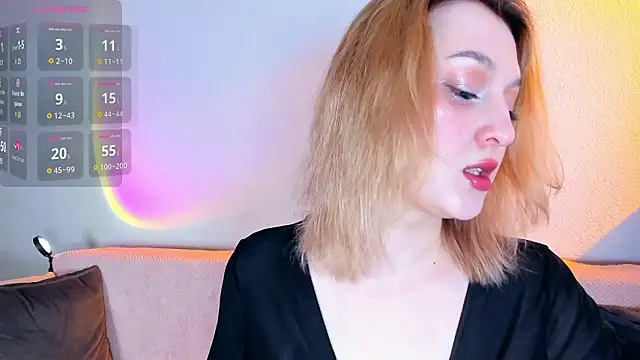 Snapshot of CrystalRey chatting on February 24, 5:27 am CrystalRey online show from February 24, 5:27 am