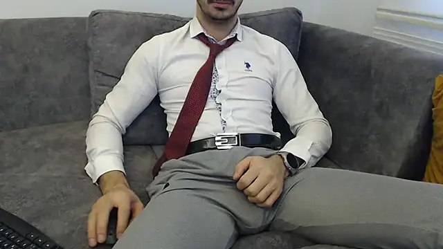 Naughtb0y online show from February 2, 2:49 pm