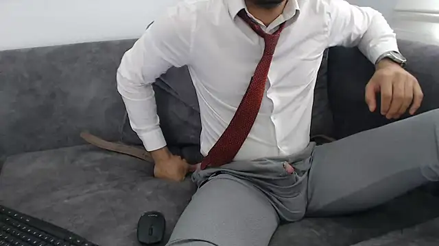 Naughtb0y online show from May 23, 11:14 am