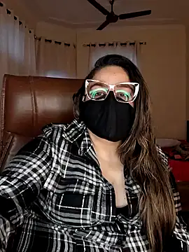 Snapshot of SEXY-Sardarni chatting on December 29, 10:12 am SEXY-Sardarni online show from December 29, 10:12 am