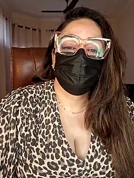 SEXY-Sardarni online show from February 7, 7:45 am