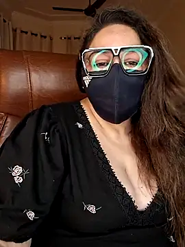 Snapshot of SEXY-Sardarni chatting on July 10, 3:14 pm SEXY-Sardarni online show from July 10, 3:14 pm