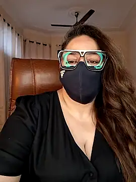 Snapshot of SEXY-Sardarni chatting on July 12, 8:27 am SEXY-Sardarni online show from July 12, 8:27 am