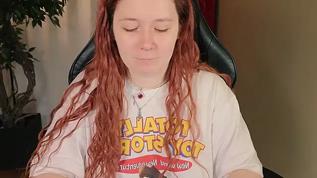 carolina elf online show from November 19, 12:38 pm