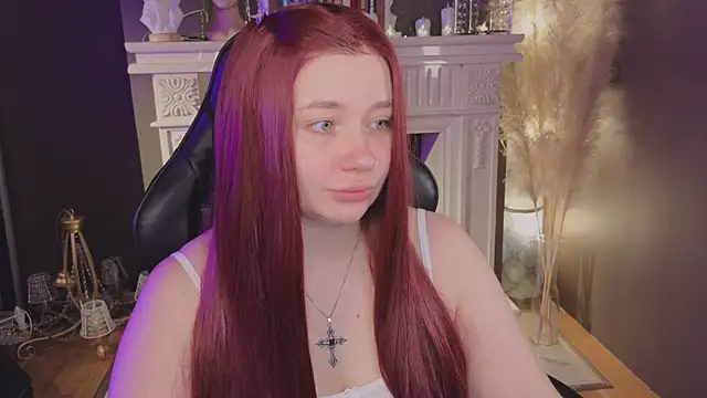 Snapshot of carolina_elf chatting on May 23, 5:45 am carolina elf online show from May 23, 5:45 am
