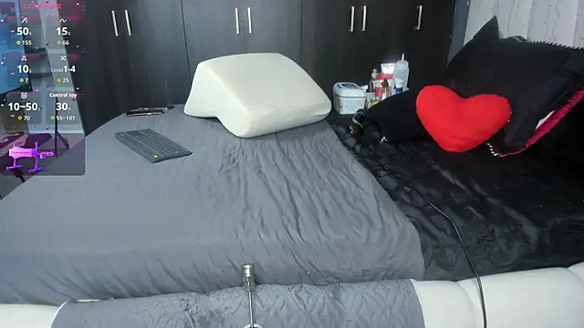 merida blue  online show from January 7, 4:31 pm