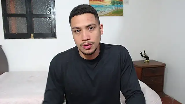 Jhors  Collens online show from December 4, 1:04 am