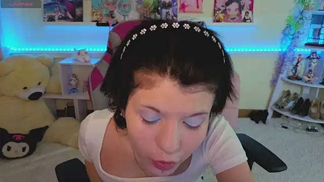 Snapshot of Katya_Zaitseva chatting on June 11, 12:36 pm Katya Zaitseva online show from June 11, 12:36 pm