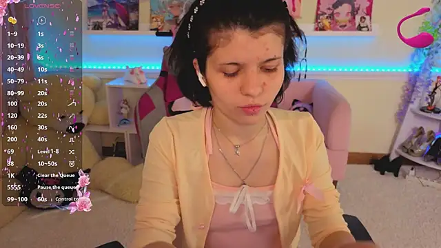 Snapshot of Katya_Zaitseva chatting on June 14, 12:18 pm Katya Zaitseva online show from June 14, 12:18 pm