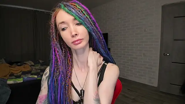 Roxy Silver online show from January 11, 8:43 am