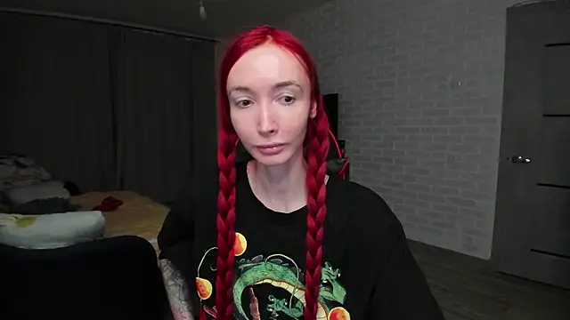 Snapshot of Roxy_Silver chatting on February 10, 10:03 pm Roxy Silver online show from February 10, 10:03 pm