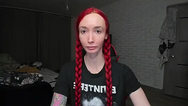 Snapshot of Roxy_Silver chatting on February 18, 7:54 pm Roxy Silver online show from February 18, 7:54 pm