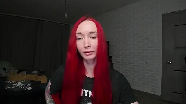 Snapshot of Roxy_Silver chatting on March 9, 5:06 pm Roxy Silver online show from March 9, 5:06 pm