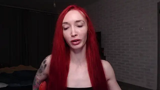 Roxy Silver online show from June 12, 10:08 pm