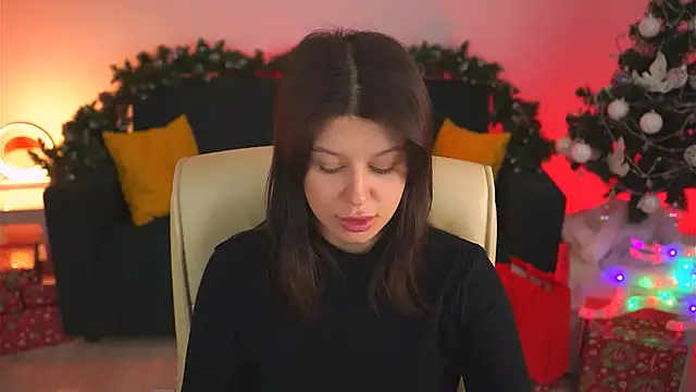 NicoleMun online show from December 5, 1:49 pm