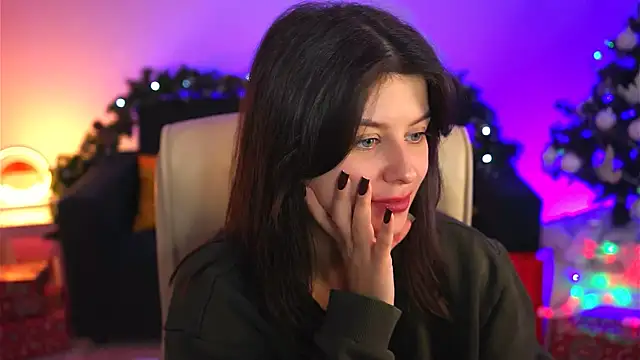 NicoleMun online show from December 13, 12:17 pm