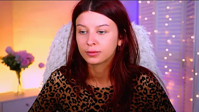 NicoleMun online show from October 7, 1:41 pm