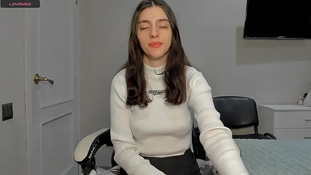 Snapshot of broosnica1 chatting on January 7, 8:06 am broosnica1 online show from January 7, 8:06 am