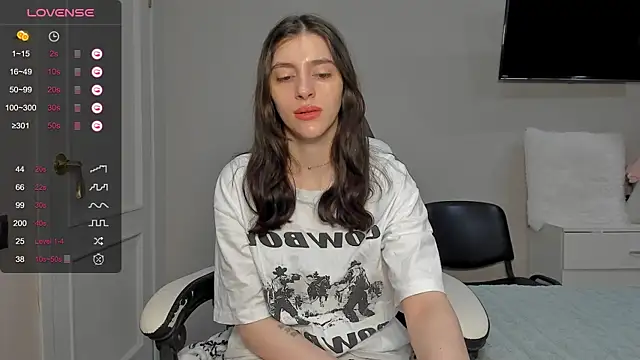 Snapshot of broosnica1 chatting on January 12, 8:08 am broosnica1 online show from January 12, 8:08 am